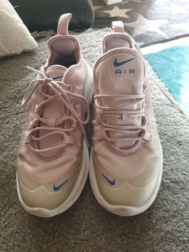 kengur patike: Nike, Size - 33