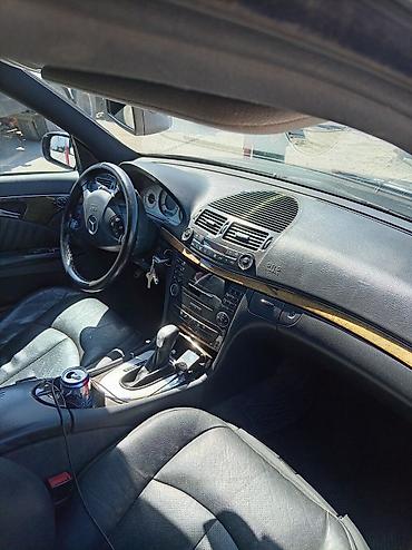 volkswagen автомат: Mercedes-Benz E-Class: 2.6 л | 2004 г. Седан — 3