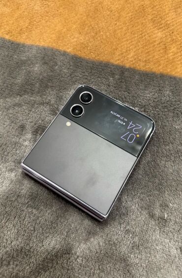 поко 4 gt: Samsung Galaxy Z Flip 3, Б/у, 256 ГБ, цвет - Черный, 1 SIM