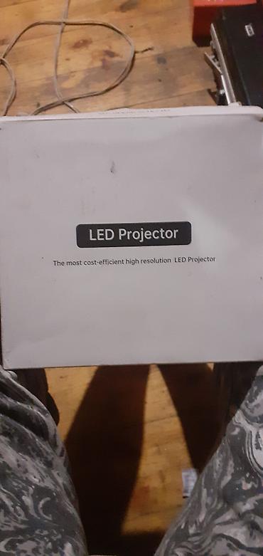 LED Mini Proyektor S2 - LED işıq mənbəli, qənaətcil mini proyektor -