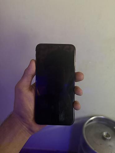 mikrofon qiymeti: IPhone Xs Max, 256 GB, Qızılı, Zəmanət, Qırıq, Simsiz şarj — 1