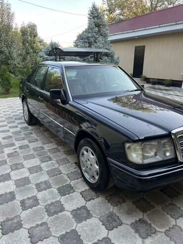 спринтер грузовой короткий: Mercedes-Benz W124: 1991 г., 2.6 л, Автомат, Бензин, Седан