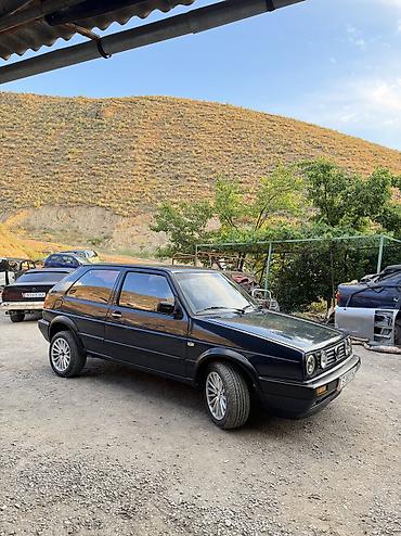 гольы 2: Volkswagen Golf: 1989 г., Хэтчбэк — 2