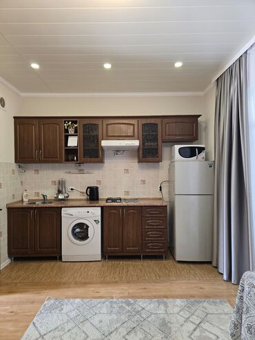 Долгосрочная аренда квартир: 3 комнаты, Собственник, Без подселения, С мебелью полностью — 12