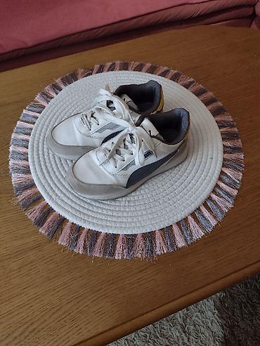 Patike: Dečje Puma patike br 33 - Dečje patike Puma Broj 33 Duzina — 8