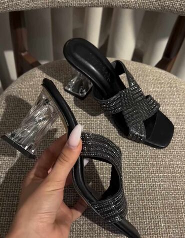 ženske sandale za vodu: Sandals, Altramarea
