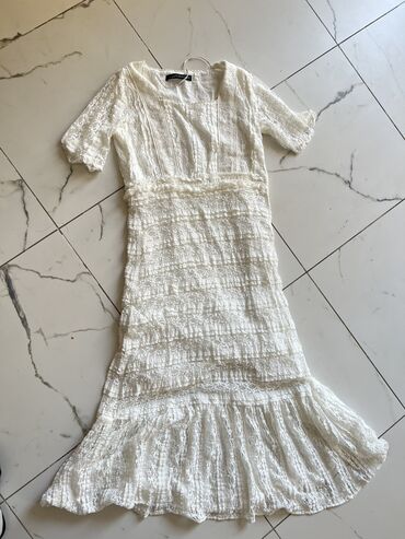 белый платье: Вечернее платье, С рукавами, S (EU 36)