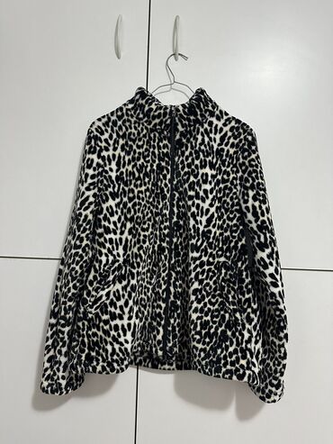 leopard bunda: S (EU 36), color - Black