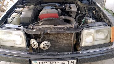 Mercedes-Benz : 2.2 л | 1994 г. Седан