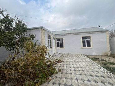 Həyət evləri və villaların satışı: Maştağa qəs. 3 otaqlı, 80 kv. m — 1