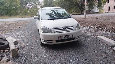 Toyota Ipsum: 2001 г. — 2