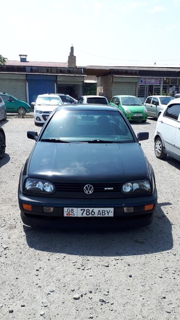 самая дешовая машина: Volkswagen Golf: 1993 г., 2.8 л, Механика, Бензин, Седан