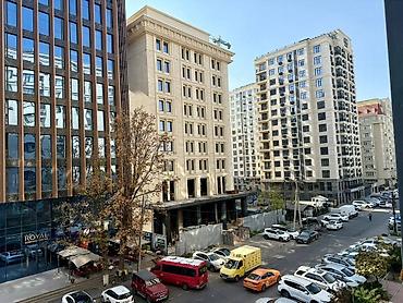 Продажа квартир: 2 комнаты, 71 м², Элитка, 4 этаж, Евроремонт — 9