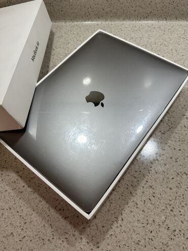 macbook air m1 2020: Ноутбук, Apple, Колдонулган