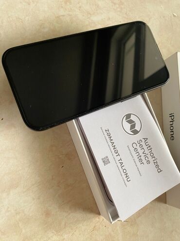 sade ekran: IPhone 15, 128 GB, Qara, Face ID