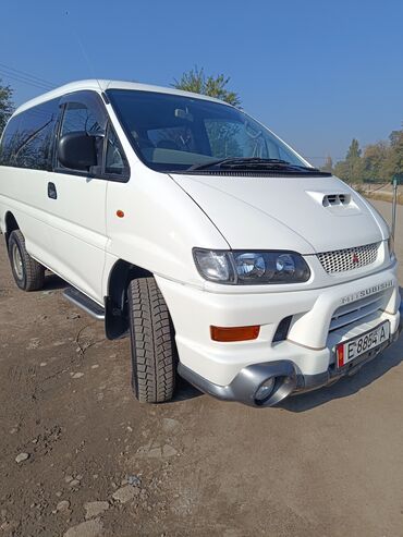 бак для даф: Mitsubishi Delica: 1997 г., 2.8 л, Автомат, Дизель, Минивэн