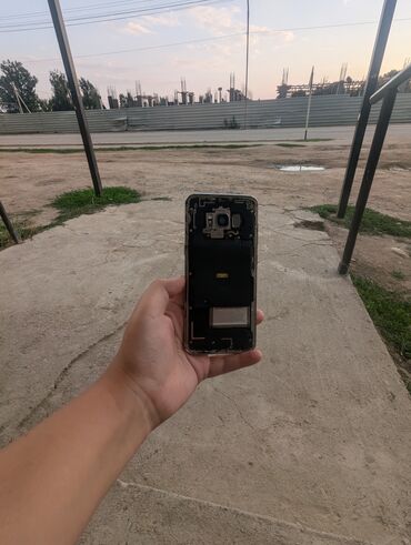 нерабочий телефон: Samsung Galaxy S8, Колдонулган, 64 ГБ, түсү - Ток сары, 1 SIM