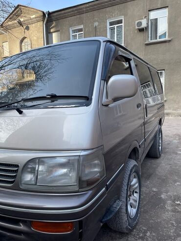 таета дизель: Toyota Hiace: 1995 г., 3 л, Автомат, Дизель, Вэн/Минивэн