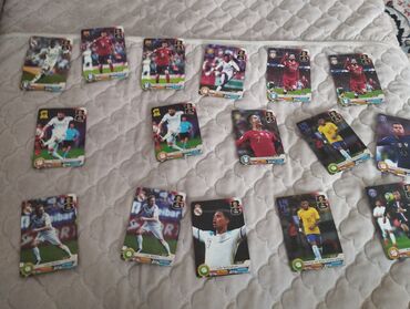 форма реал мадрида: Коллекционные карточки с футболистами - Набор из карточек известных