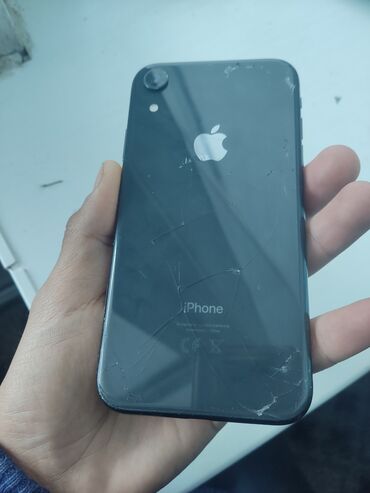 телефон в караколе: IPhone Xr, 64 ГБ, 75 %