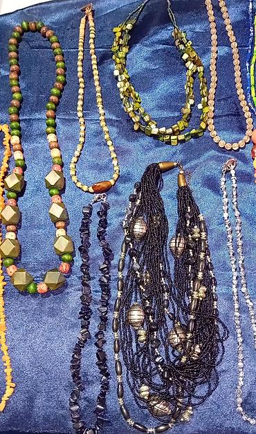 Ogrlice: Ručno rađene ogrlice – razni modeli - Set od zlatno‑braon perli — 13