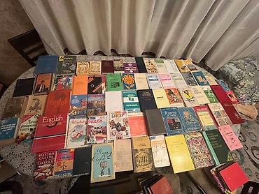 Другие книги и журналы: Отдам дешово спрашивайте пишите книги от 50 сомов Представляем — 10