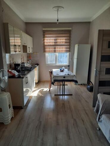 Həyət evləri və villaların satışı: 4 otaqlı, 100 kv. m, Kredit yoxdur, Orta təmir -da lalafo.az — 13 Həyət evləri və villaların satışı: 4 otaqlı, 100 kv. m, Kredit yoxdur, Orta təmir — 13