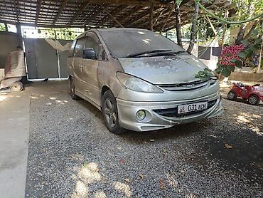 lider auto: Toyota Estima: 2002 г., Минивэн — 3