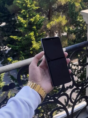 Samsung: Samsung Galaxy A52, 128 GB, rəng - Qara, Zəmanət, Sensor, İki sim kartlı