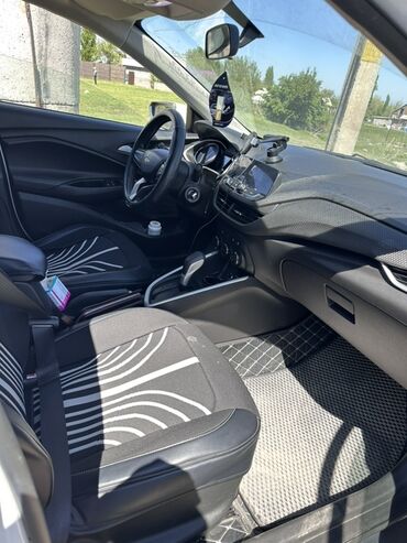 балыкчы автомобиль: Chevrolet : 2020 г., 1 л, Автоматтык, Бензин, Седан