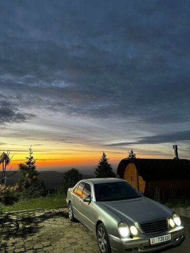 Mercedes-Benz: Mercedes-Benz E-Class: 2001 г., 3.2 л, Автомат, Бензин, Седан — 9