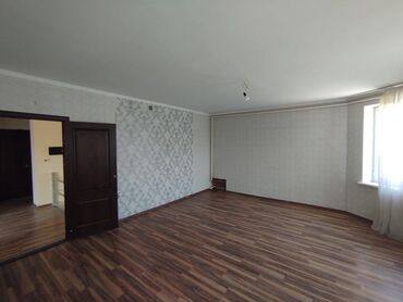 Продажа домов: Дом, 300 м², 8 комнат, Собственник, Косметический ремонт at lalafo.kg — 12 Продажа домов: Дом, 300 м², 8 комнат, Собственник, Косметический ремонт — 12