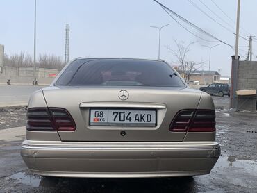 Mercedes-Benz: Mercedes-Benz E 240: 2000 г., 2.8 л, Автомат, Бензин, Седан