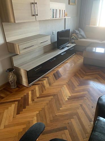 Mənzillər: Bakı, Yeni Günəşli Massiv D, 3 otaqlı, Köhnə tikili, m. Xalqlar Dostluğu, 68 kv. m — 7