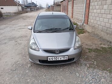 Honda: Honda Fit: 2002 г., 1.5 л, Вариатор, Бензин, Хэтчбэк