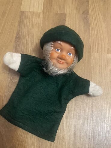 Əntiq kuklalar: Retro Qədimi 6 ədəd kukla qiymət 6 ədədinə aiddi tək tək qiymətlər — 7