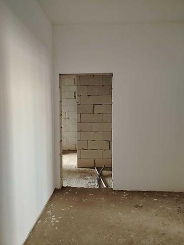 qaradagda satilan evler: 2 otaqlı, Yeni tikili, m. Qara Qarayev, 76 kv. m — 10
