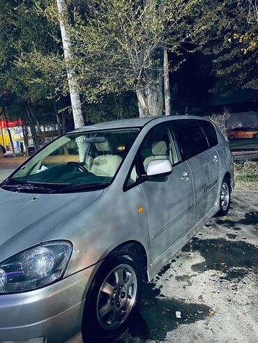 Toyota: Toyota Ipsum: 2003 г., 2.4 л, Автомат, Бензин, Минивэн
