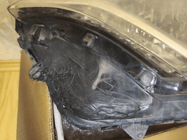 Faralar: Sol, Yaxın və uzaq vuran işıqlar Toyota, 2016 il, Orijinal, ABŞ, İşlənmiş — 2