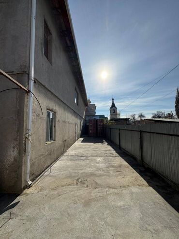 Помещения свободного назначения: 📍с.Манас 🔘 4,9 соток В продаже участок в с.Манас по первой линии от — 2