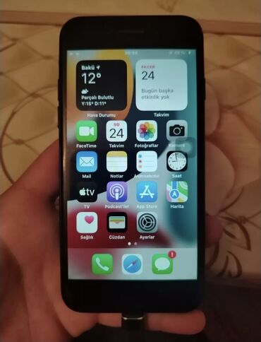 Apple iPhone: IPhone 7, 128 GB, Jet Black, Qırıq