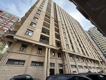 Mənzillər: 3 otaqlı, Yeni tikili, 217 kv. m — 2