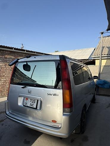 хонда степ рейка: Honda Stepwgn: 2000 г., Минивэн — 4