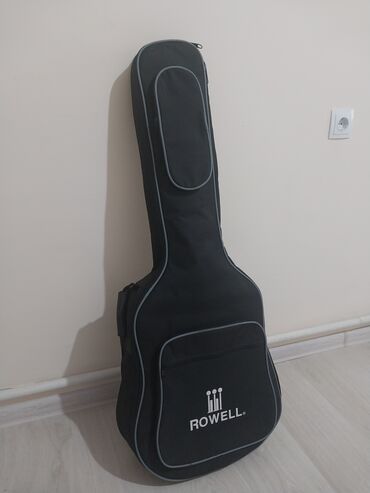 Музыкальные инструменты: Продаётся чехол для гитары в идеальном состоянии утеплённый! качество