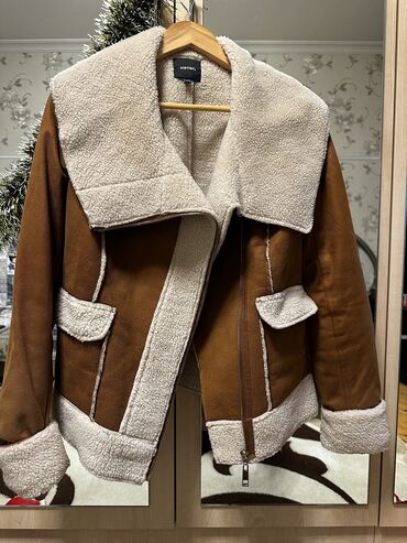 женское пальто: Пальто M (EU 38), цвет - Коричневый