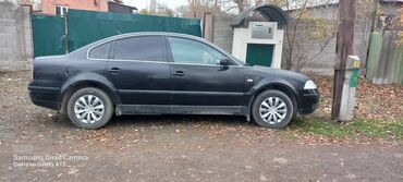 Volkswagen: Volkswagen Passat: 2002 г., 1.6 л, Механика, Бензин, Седан