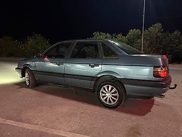 мотор фольцваген: Volkswagen Passat: 1989 г., 1.8 л, Кол менен иштөөчү, Бензин, Седан — 2