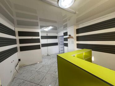 комсомольская участок: Продаю Офис 35 м², С ремонтом, С мебелью, Многоэтажное здание, Цокольный этаж этаж