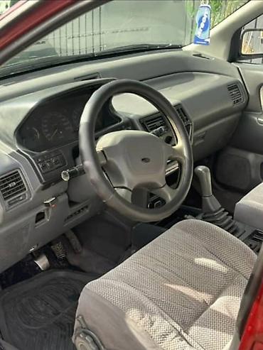 Унаа сатуу: Mitsubishi Space Wagon: 1993 г., 2 л, Кол менен иштөөчү, Бензин, Вэн/Минивэн — 5
