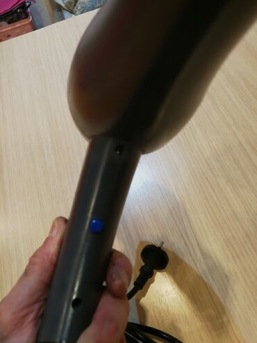 Fenovi za kosu: Fen Singer za kosu 2000w. Ima usmerivač vazduha. Ispravan provereno — 10